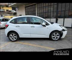 Ricambi Citroen C3 2013 5 porte bianca 1400cc TD