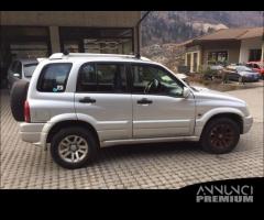 Ricambi Suzuki Grand Vitara 2004 5 porte 2000cc TD