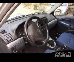 Ricambi Suzuki Grand Vitara 2004 5 porte 2000cc TD - 7