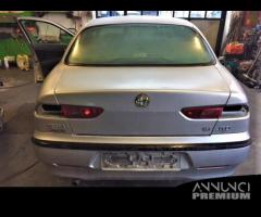 Ricambi Alfa Romeo 156 berlina 2000 grigio e rosso