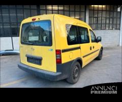 Ricambi Opel Combo 2008 giallo vetrato