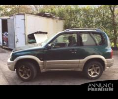 Ricambi Suzuki Grand Vitara 2002 3 porte 1600cc B - 8