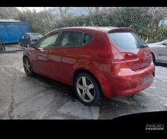 Ricambi Seat Leon 2006 5 porte rossa 1900cc TD BXE