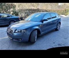 Ricambi Audi A3 2006 5 porte grigio scuro - 11