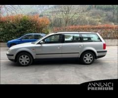 Ricambi Volkswagen Passat 1998 SW grigio chiaro - 8