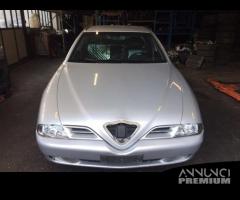 Ricambi Alfa Romeo 166 berlina 2000 grigio chiaro