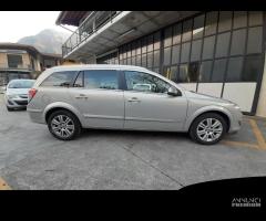 Ricambi Opel Astra SW 2007 1.7 cdti/1.6 benzina - 8