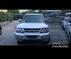 Ricambi vari Mitsubishi Pajero 2001 3P 3200cc TD