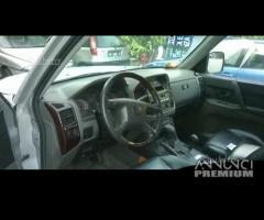 Ricambi vari Mitsubishi Pajero 2001 3P 3200cc TD