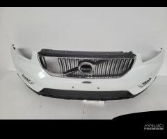 Volvo XC60 Paraurti anteriore - 11291