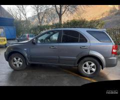 Ricambi Kia Sorento 4x4 2006 2500cc TD D4CB grigia - 8