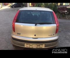 Ricambi Fiat Punto 2 serie 5 porte colori vari