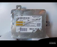 Mercedes W204 GLK Xenon OM: A2048703226 - 12363