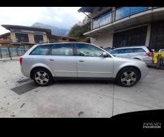 Ricambi Audi A4 02 SW 1900cc TD grigio chiaro - 8