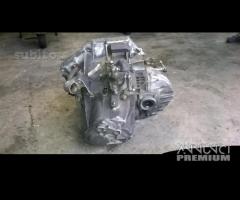 Cambio Alfa 156 2001 1900cc TD AR37101