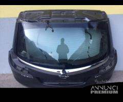 Portellone post Opel Insignia SW 2013