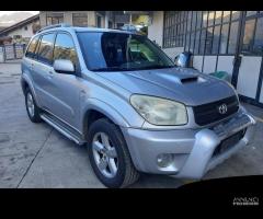 Ricambi Toyota Rav4 2002 e 2004 3 porte e 5 porte