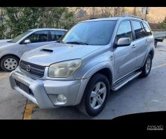 Ricambi Toyota Rav4 2002 e 2004 3 porte e 5 porte