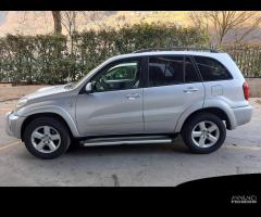 Ricambi Toyota Rav4 2002 e 2004 3 porte e 5 porte