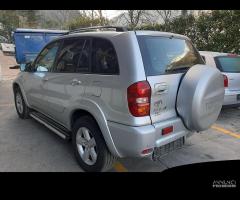 Ricambi Toyota Rav4 2002 e 2004 3 porte e 5 porte