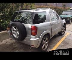 Ricambi Toyota Rav4 2002 e 2004 3 porte e 5 porte - 15