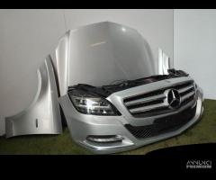 MERCEDES CLS W218 FARI, PARAURTI PER COFANO ANTERI - 1