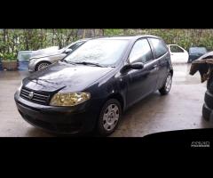 Ricambi Fiat Punto 3 serie 3 porte colori vari