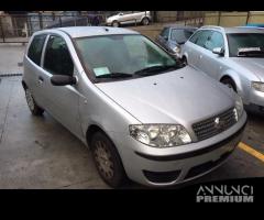 Ricambi Fiat Punto 3 serie 3 porte colori vari - 6