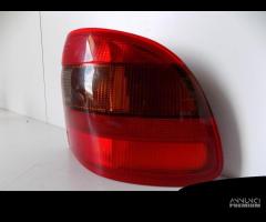 OPEL ASTRA F BERLINA - FARO POSTERIORE DESTRO - 11 - 2