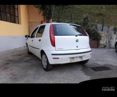 Ricambi Punto 3 serie 5 porte vari colori - 18