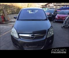 Ricambi Opel Zafira 2009 grigia 1900cc TD Z19DTH