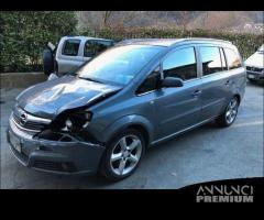 Ricambi Opel Zafira 2009 grigia 1900cc TD Z19DTH - 25