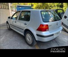 Ricambi Volkswagen Golf 4 2000 5 porte vari colori - 6