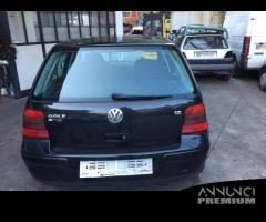 Ricambi Volkswagen Golf 4 2000 5 porte vari colori - 12