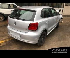 Ricambi Volkswagen Polo 2010 5 porte colori vari