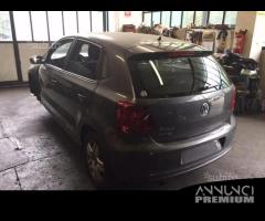 Ricambi Volkswagen Polo 2010 5 porte colori vari - 8