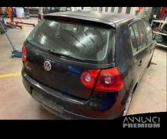 Ricambi Volkswagen Golf 5 5 porte colori vari - 12