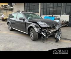 Ricambi Audi A4 allroad 2011 SW grigia 2000cc TDI - 7