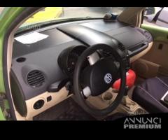 Ricambi Volkswagen New Beetle 1999 colori vari