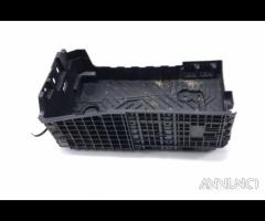 ALLOGGIO BATTERIA PEUGEOT 208 Serie 9823533180 HNK - 2