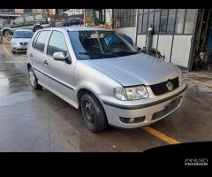 Ricambi Volkswagen Polo 2001 5 porte colori vari