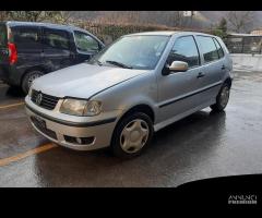 Ricambi Volkswagen Polo 2001 5 porte colori vari