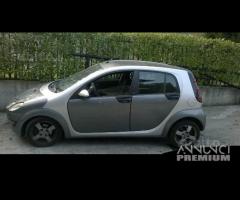 Ricambi Smart Forfour 2004 1300cc B. kw70 135930