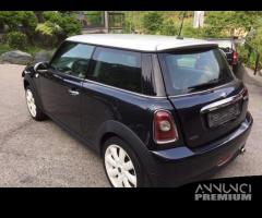 Ricambi Mini cooper D 2008 nera 1600cc TD 9HZ