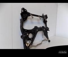 CARRELLO BMW 3 F30 \\ 31 LCI \\ TRAVE DI SOSPENSIO