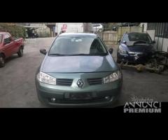 Ricambi Renault Megane sw 2005 vari colori