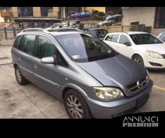 Ricambi carrozzeria Opel Zafira 2003 grigia