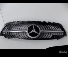 Mercedes Classe A W177 Griglia Diamond Camera - 44 - 4