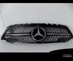 Mercedes Classe A W177 Griglia Diamond Camera - 44 - 1