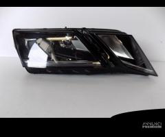 Skoda Octavia 3 Faro frontale FUL LED destra - 641 - 1